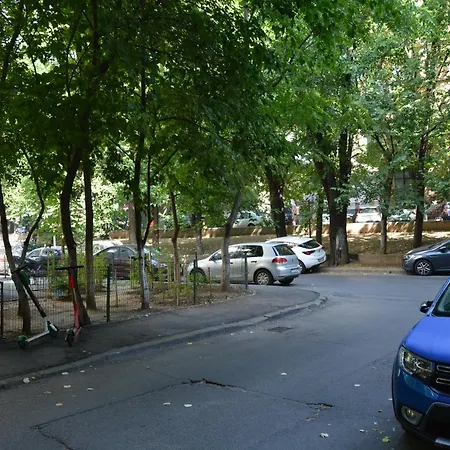 Iulia Studio 9 Bucharest Exterior photo