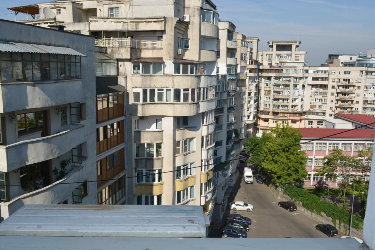 Iulia 9 * Bucharest